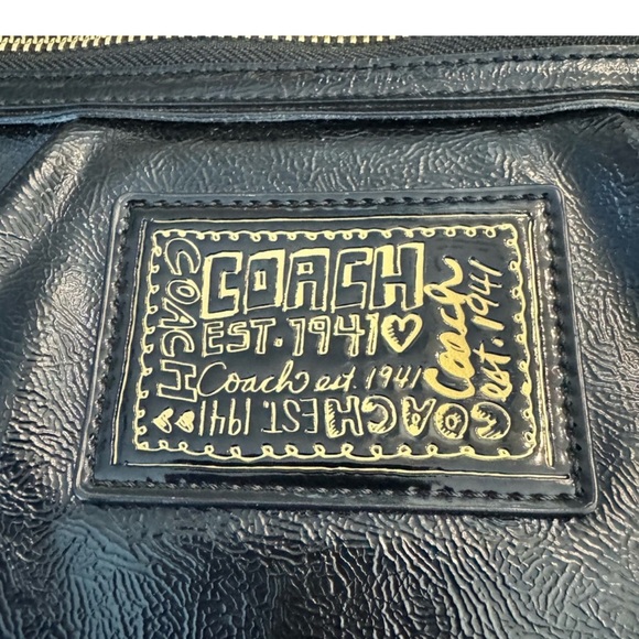 Coach Poppy Daisy Black Patent Leather Shoulder Bag Tote Gold
Accents - Picture 3 of 10